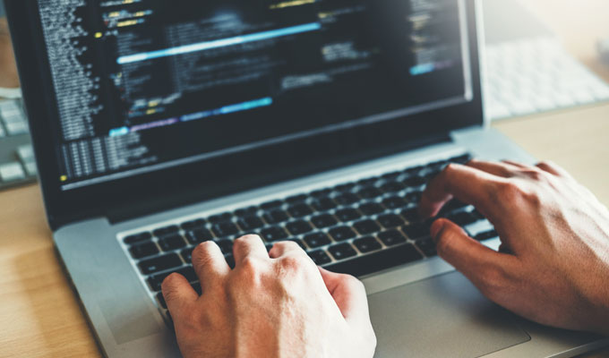 企业做高端网站时底部应该如何设计