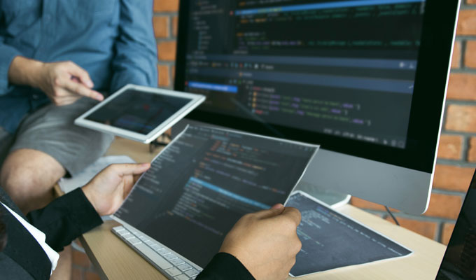 高端门户网站页面设计布局的主要特点是什么