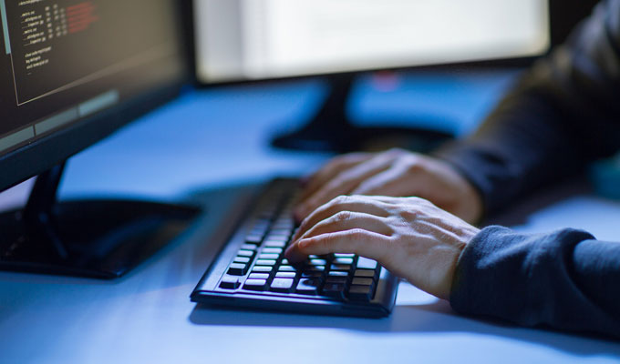 面对不同类型的用户应该如何做高端网站设计